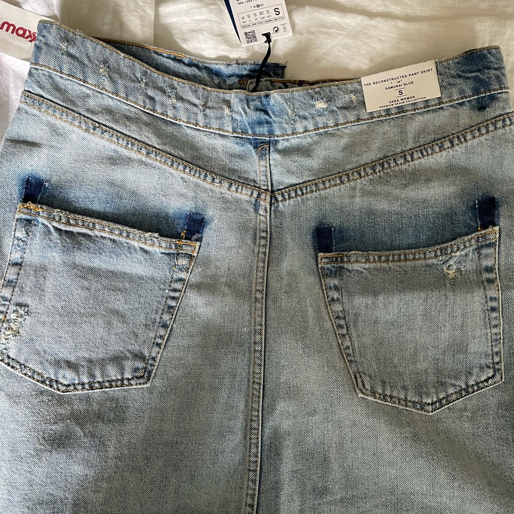 Zara Denim Mini Skirt - Picture 5 of 8